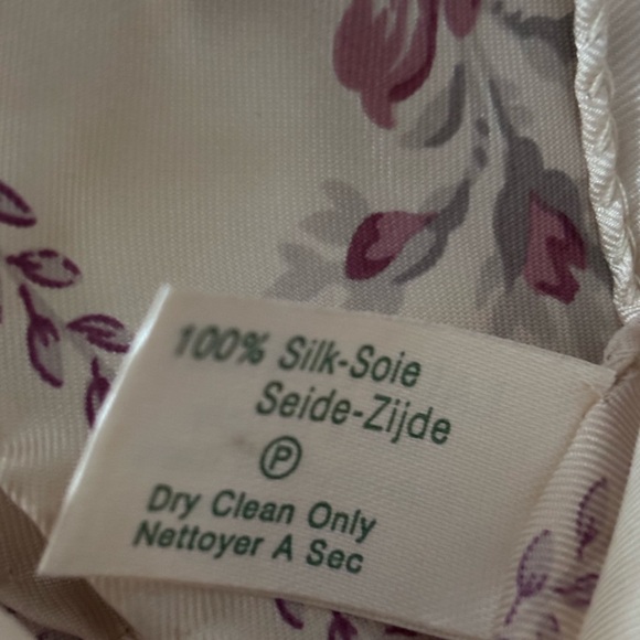 Vintage silk large Laura Ashley Pink and Purple Floral scarf - Picture 2 of 12